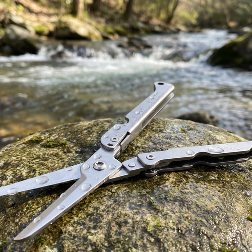 Compact Folding Stainless Steel Scissors