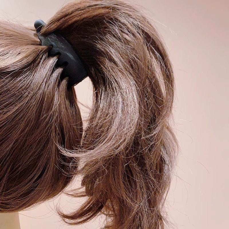Volumizing Ponytail Holder Clip